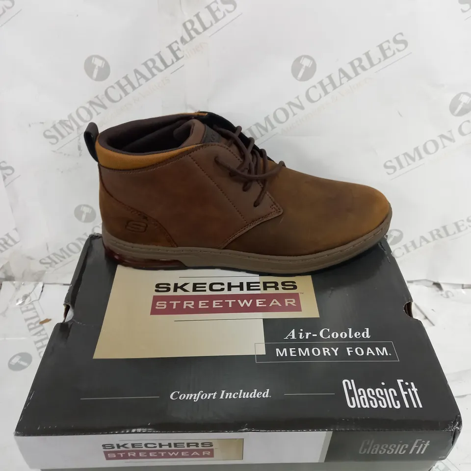 BOXED SKECHERS MEN RENLI BOOTS, DARK BROWN - SIZE 9 
