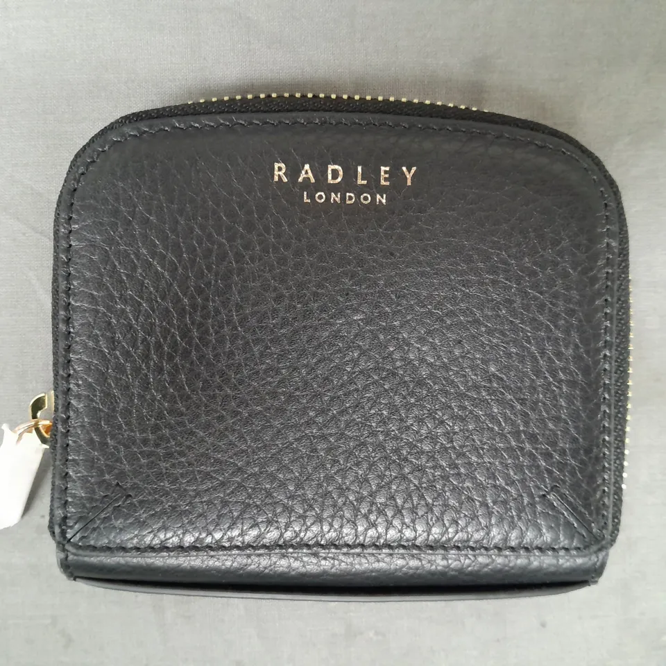 RADLEY LONDON POCKET PURSE IN BLACK