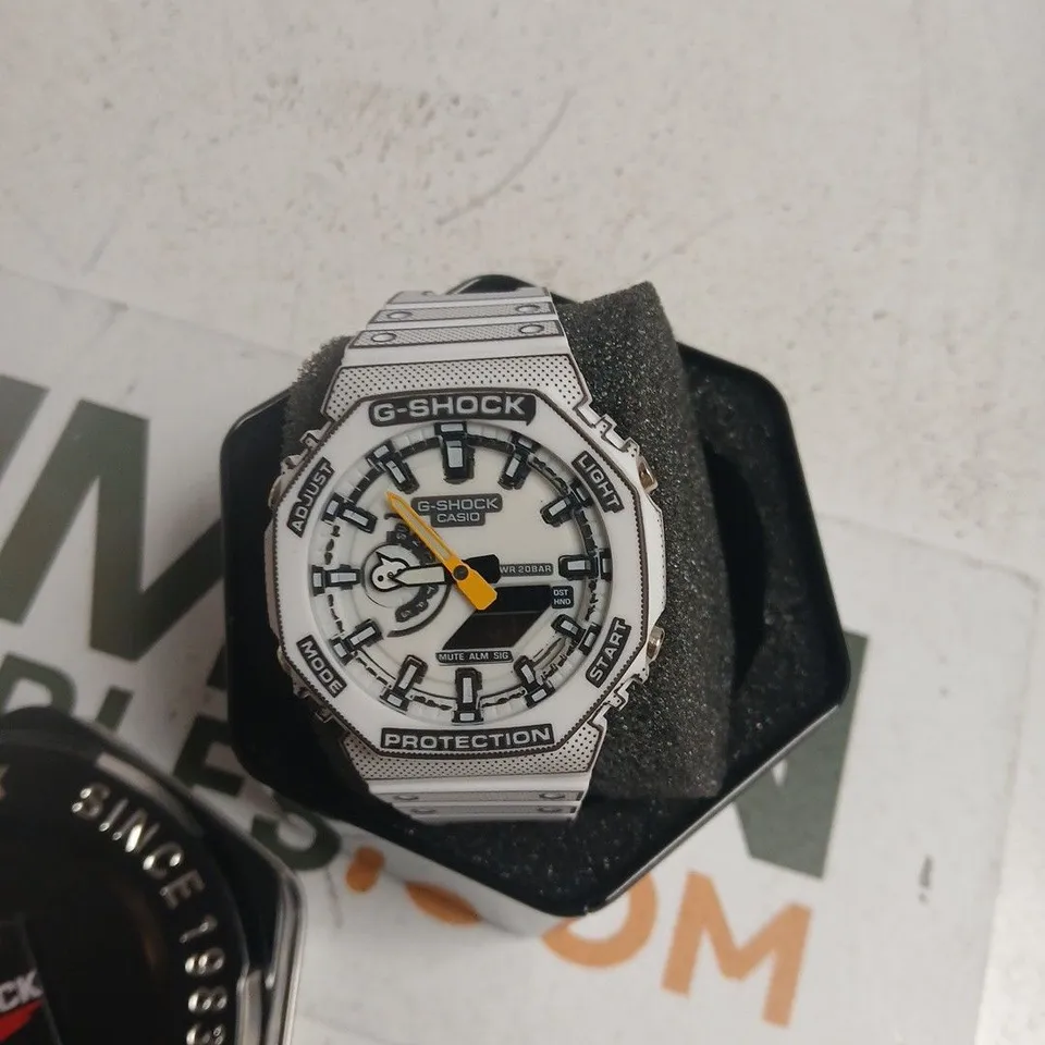 CASIO G-SHOCK GA-2100 WHITE CARBON CORE GUARD WRISTWATCH