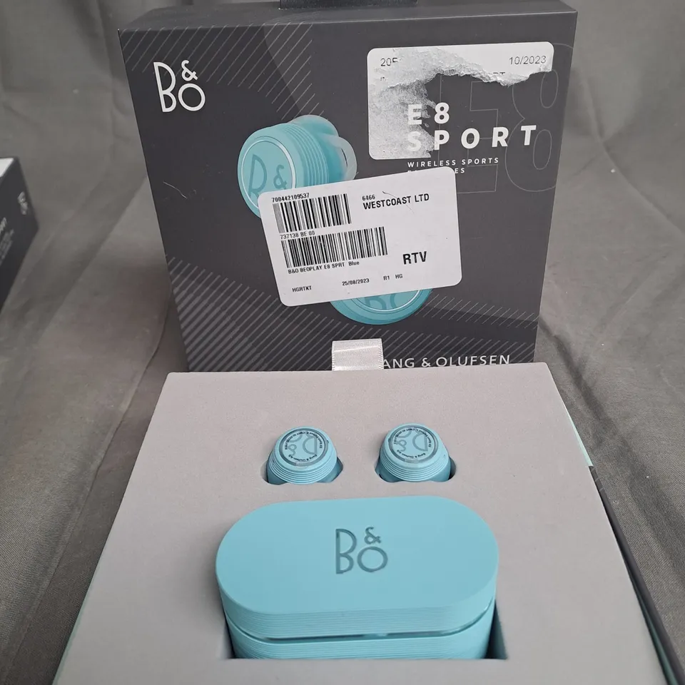 BOXED BANG & OLUFSEN BEOPLAY E8 SPORT TWS EARPHONES - BLUE