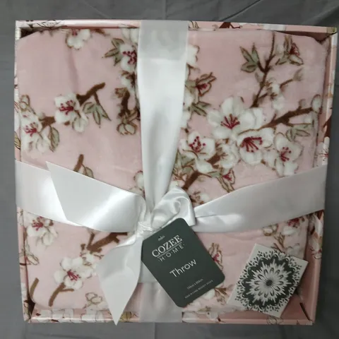 Cozzee Home Throw – Floral Pink Blanket, 152 x 203 cm
