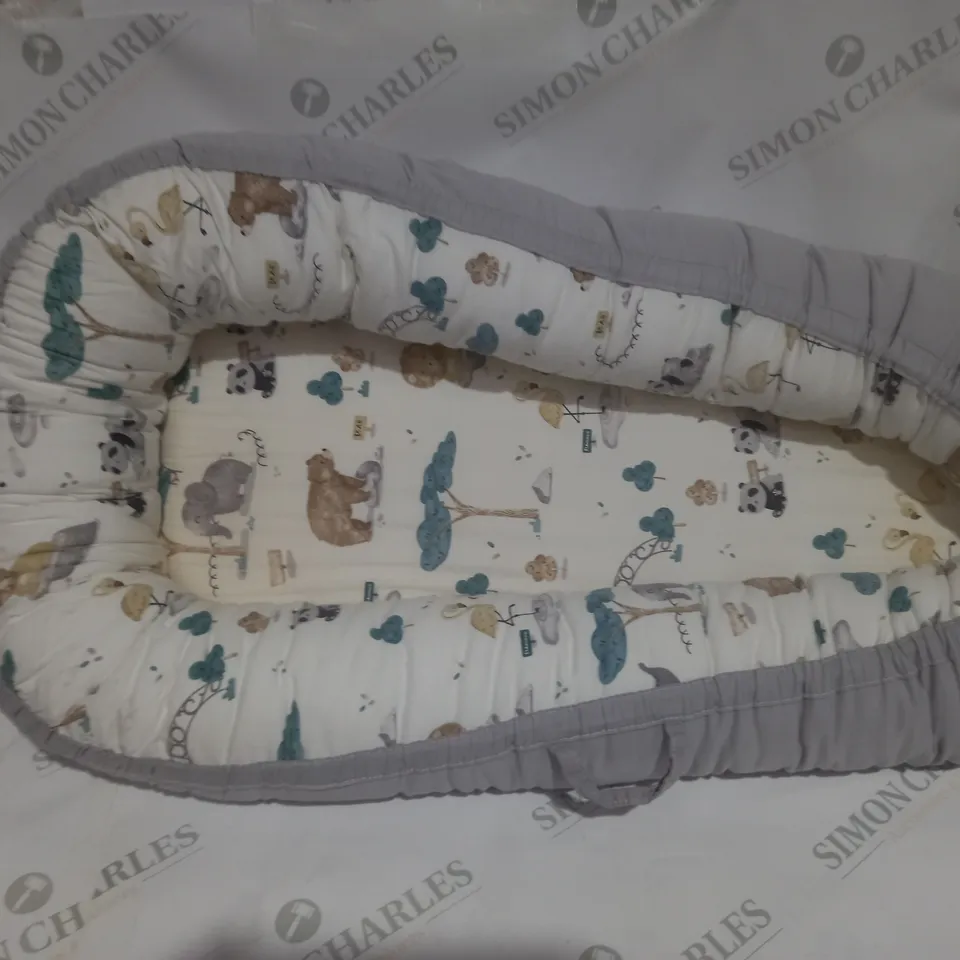 BABY CRIB MAT