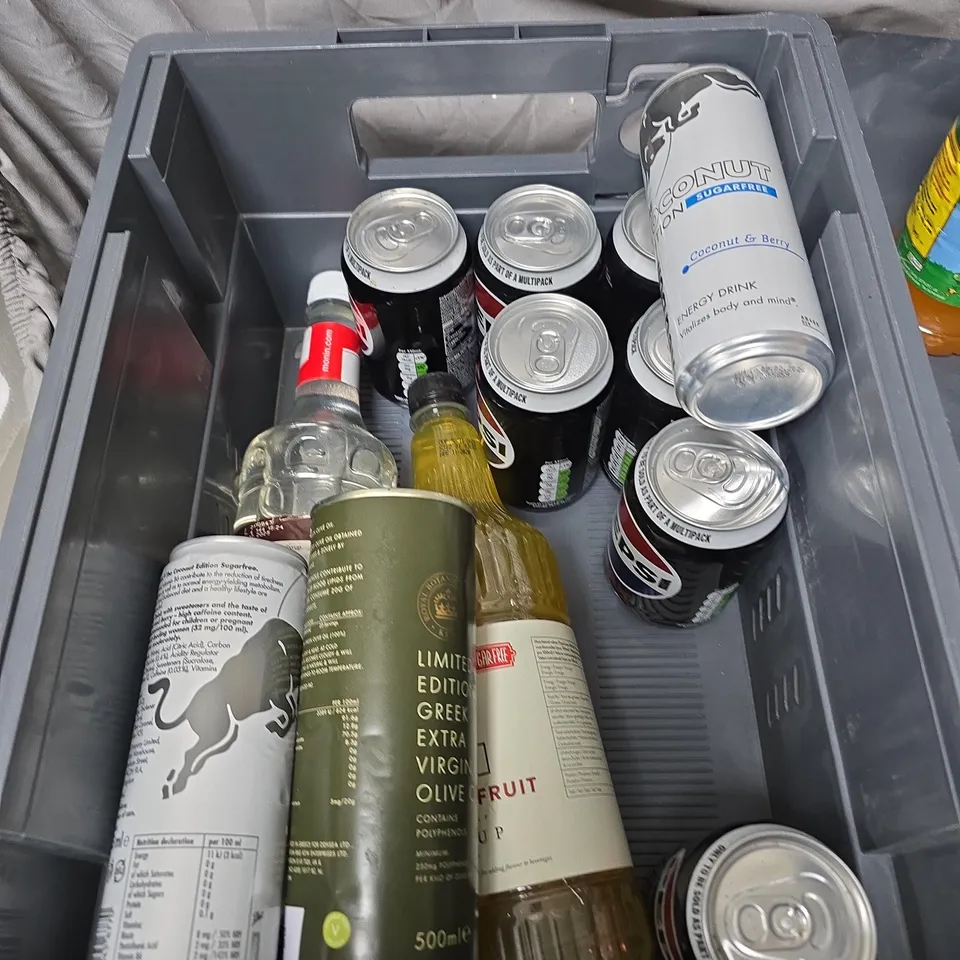 TOTE OF APPROXIMATELY 15 DRINKS ITEMS TO INCLUDE REDBULL COCONUT EDITION, UMBONGO JUICE AND MONSTER ENERGY