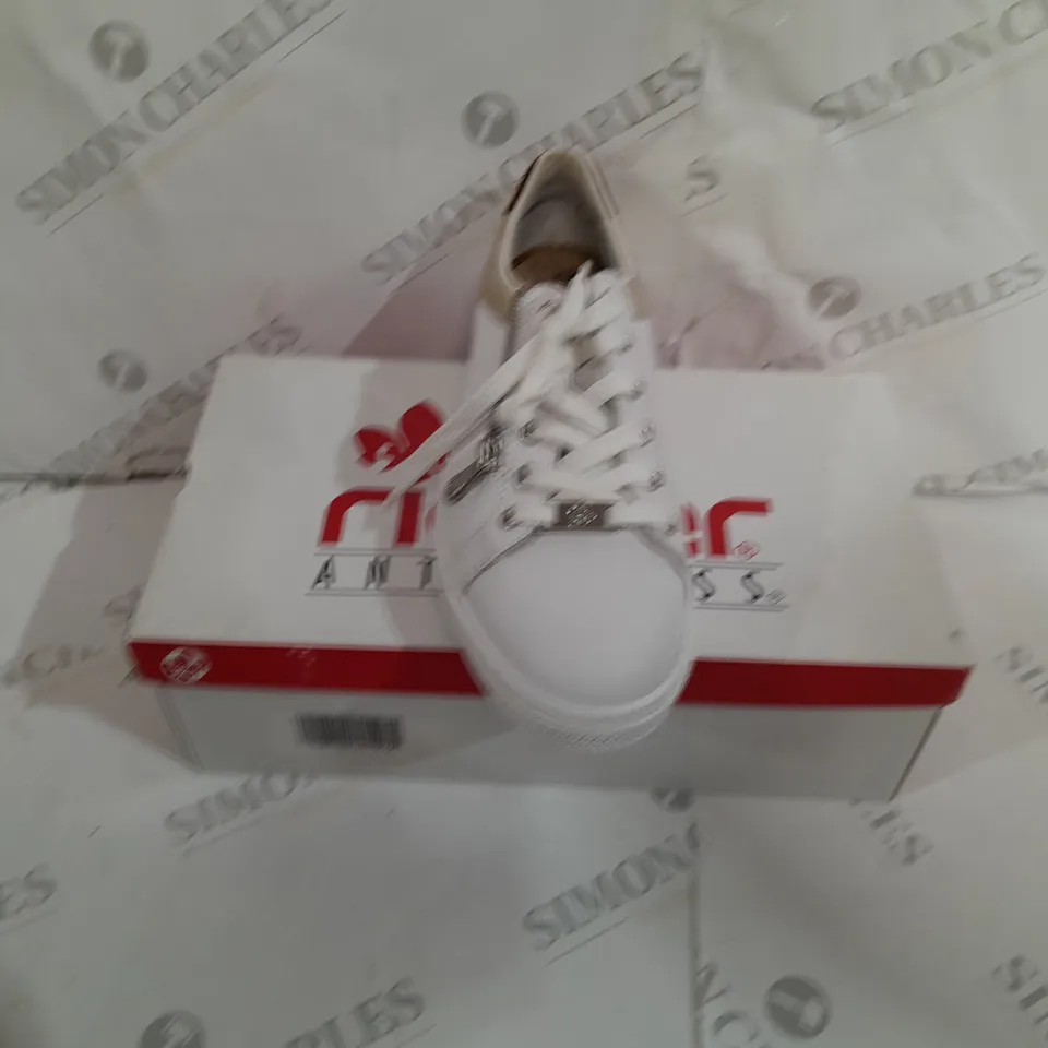 BOXED RIEKER SIDE ZIPPED TRAINERS SIZE 7