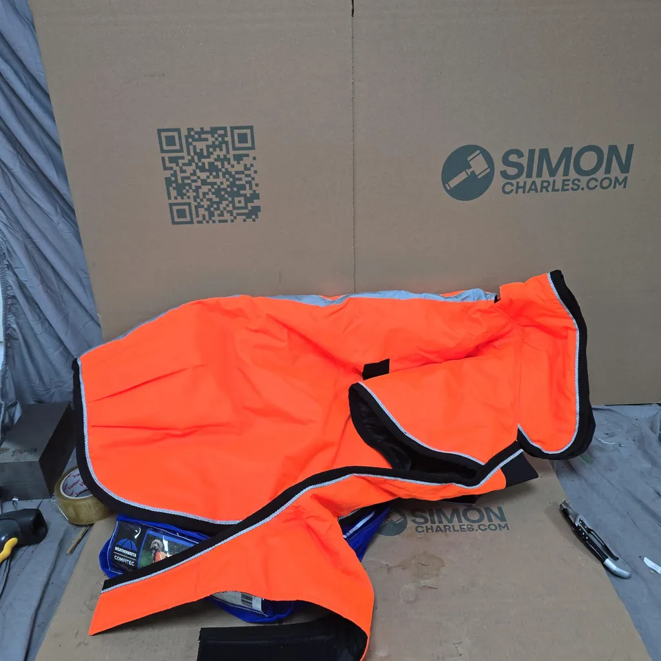 WEATHERBEETA COMFITEC REFLECTIVE DOG COAT – ORANGE, XL, 80 CM (32")