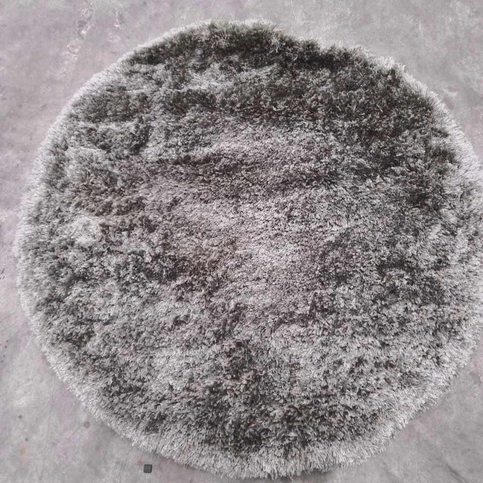 ROUND EMERALD GREEN SHAGGY RUG (130x130cm)