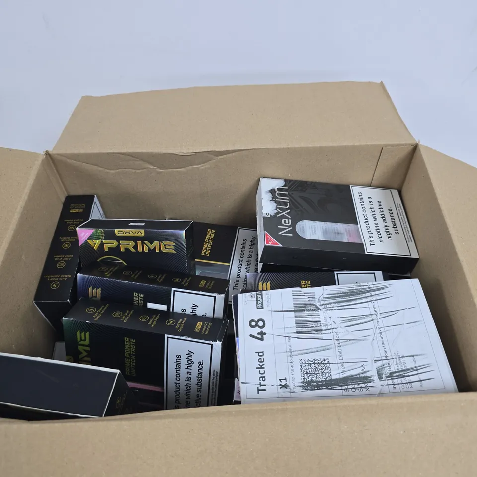 APPROXIMATELY 20 ASSORTED OXVA E-CIG PRODUCTS AND ACCESSORIES IN VARIOUS COLOURS, SHAPES AND SIZES