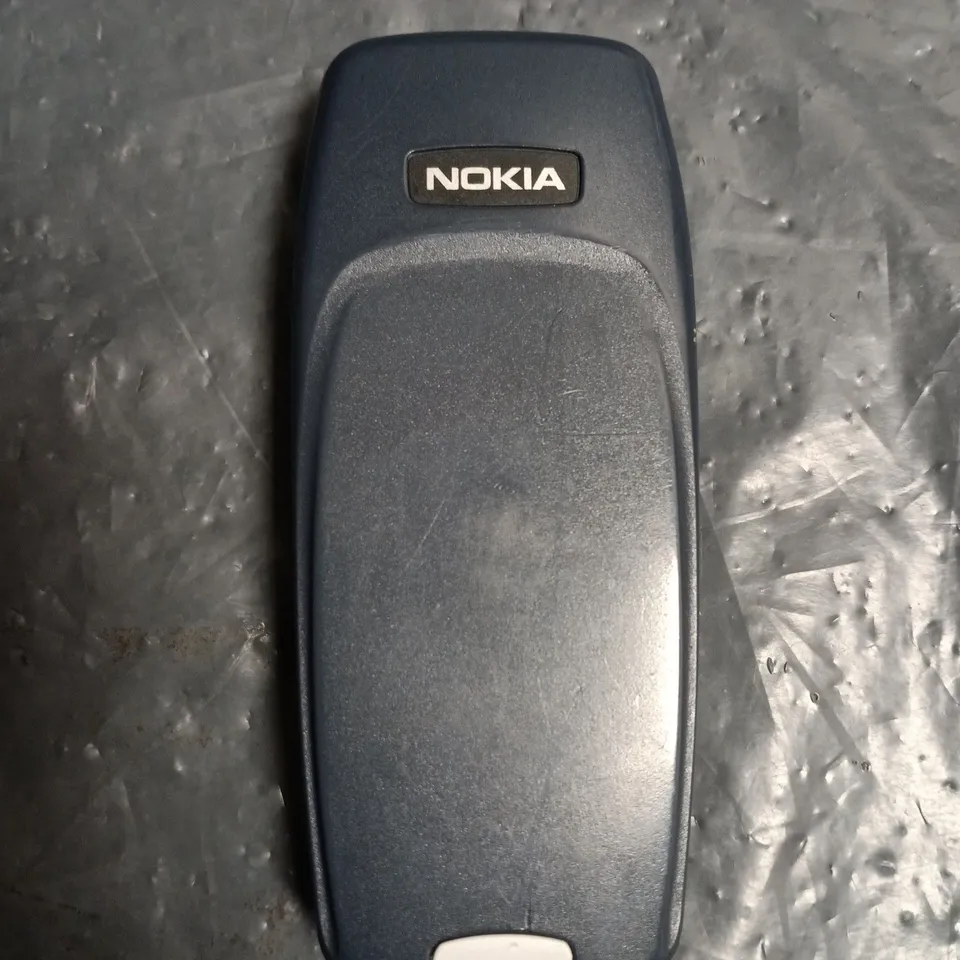 NOKIA 3310 MOBILE PHONE