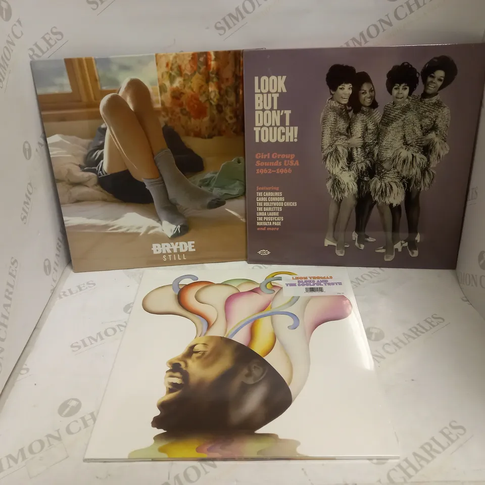 LOT OF APPROXIMATELY 14 ASSORTED VINYL RECORDINGS, TO INCLUDE THE EMPEROR MACHINE + BOM CARROT, ABBA, GENESIS, ETC