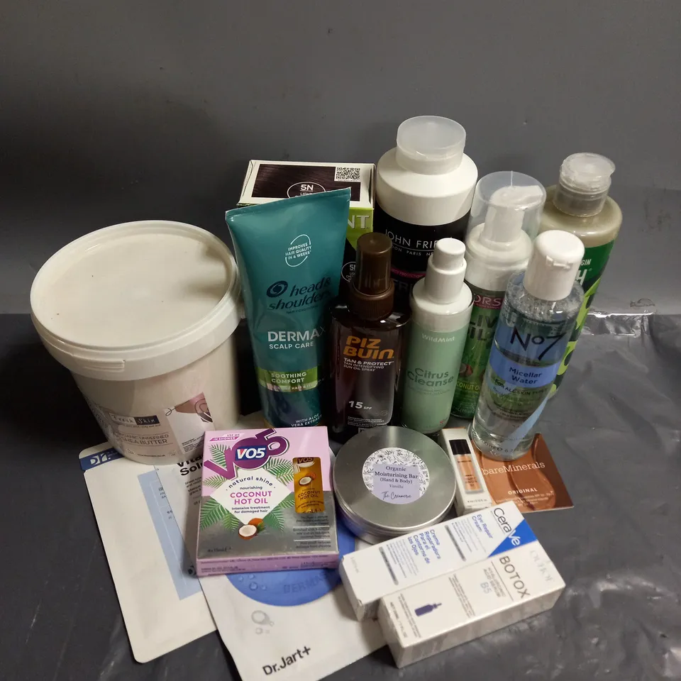 APPROXIMATELY 20 ASSORTED COSMETIC PRODUCTS TO INCLUDE - CERAVE EYE REPAIR CREAM - WILDMINT CITRUS CLEANSER - NO7 MICELLAR WATER - ETC 