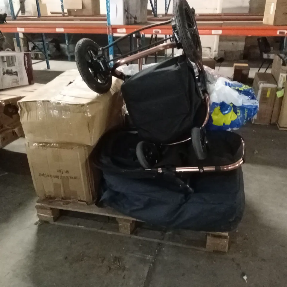 PALLET OF ASSORTED INCOMPLETE DESIGNER PRAM PARTS, PIECES AND ACCESSORIES