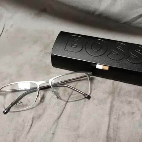 HUGO BOSS EYEGLASSES – METAL FRAME, SILVER TONE