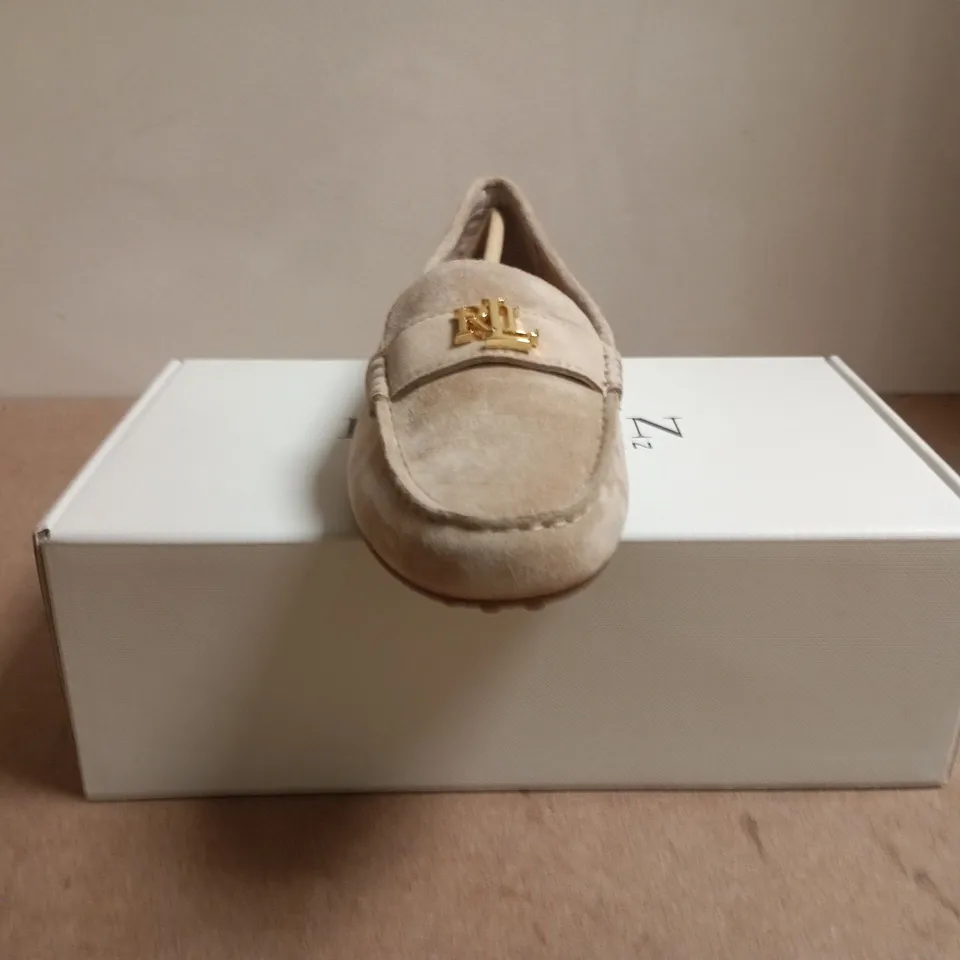 BOXED PAIR OF RALPH LAUREN LOAFERS LIGHT TAUPE SIZE UK 6