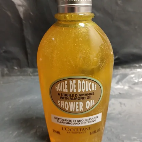 L'OCCITANE SHOWER OIL WITH ALMOND OIL – 250 ML