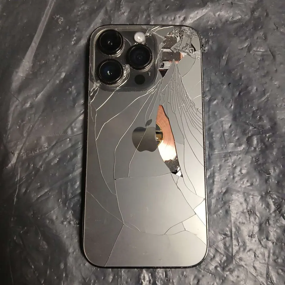 APPLE IPHONE SMARTPHONE - SPACE GREY
