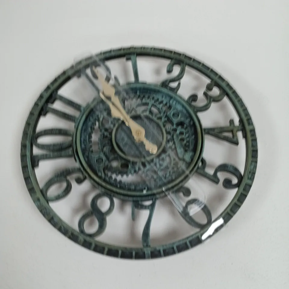 BOXED SMART GARDEN NEWBY MECHANICAL WALL CLOCK
