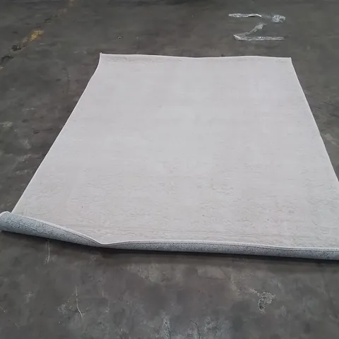 QUALITY DESIGNER AREA RUG - APPROXIMATELY 159x120cm