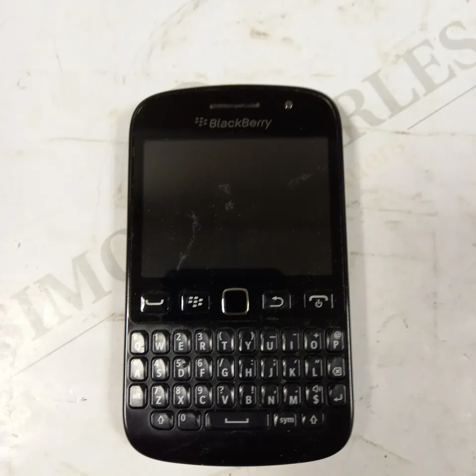 BLACKBERRY 9720 MOBILE PHONE 