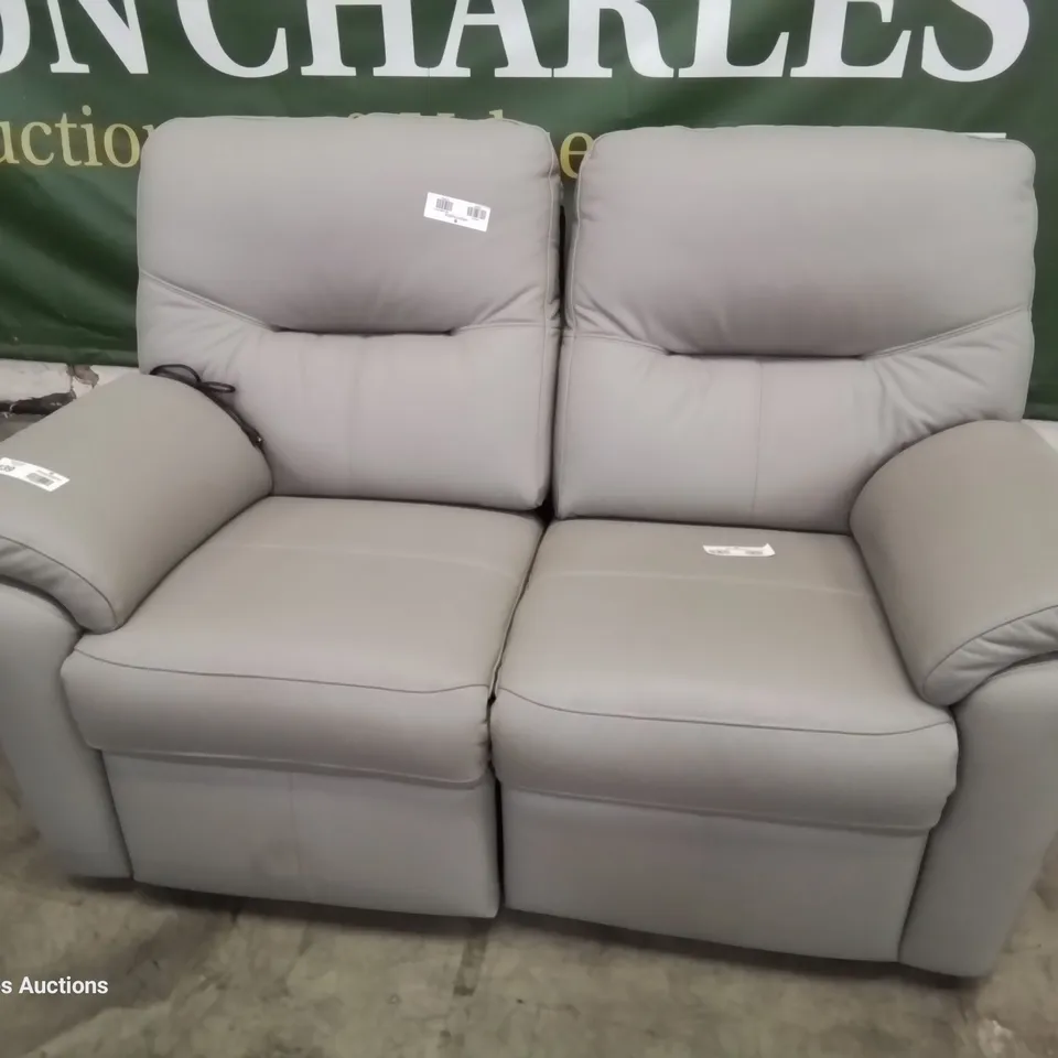 QUALITY BRITISH DESIGNER & MANUFACTURED G PLAN SEATTLE POWER RECLINING TWO SEATER SOFA CAMBRIDGE GREY LEATHER 