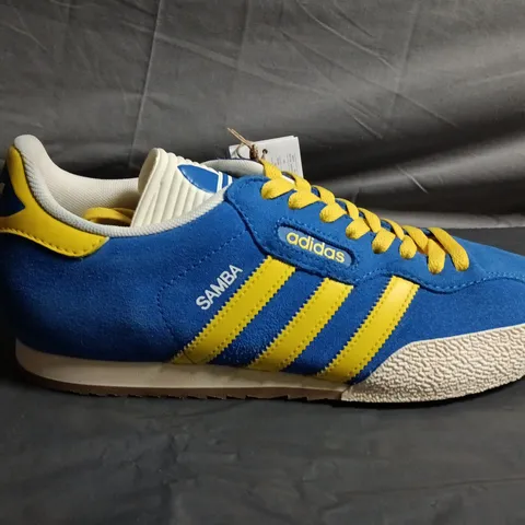 UNBOXED PAIR OF ADIDAS SAMBA TRAINERS – UK SIZE 9