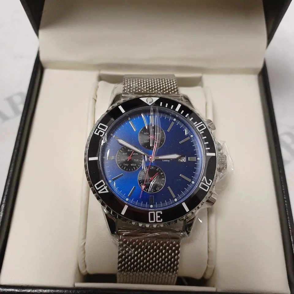 SWAN & EDGAR TRIPLE DIAL SILVER MESH STRAP WRISTWATCH 