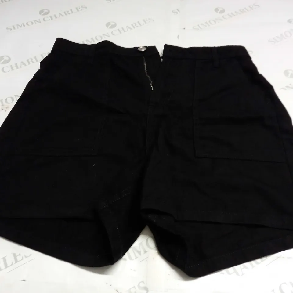 NOBODYS CHILD UJENA UTILITY SHORTS IN BLACK - SIZE 10