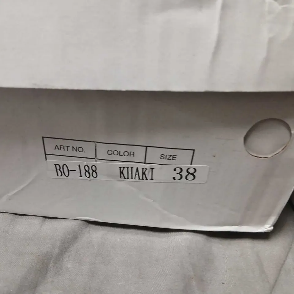 WOMEN'S KHAKI FAUX-FUR LINED SLIPPERS – UK 5 (EU 38)