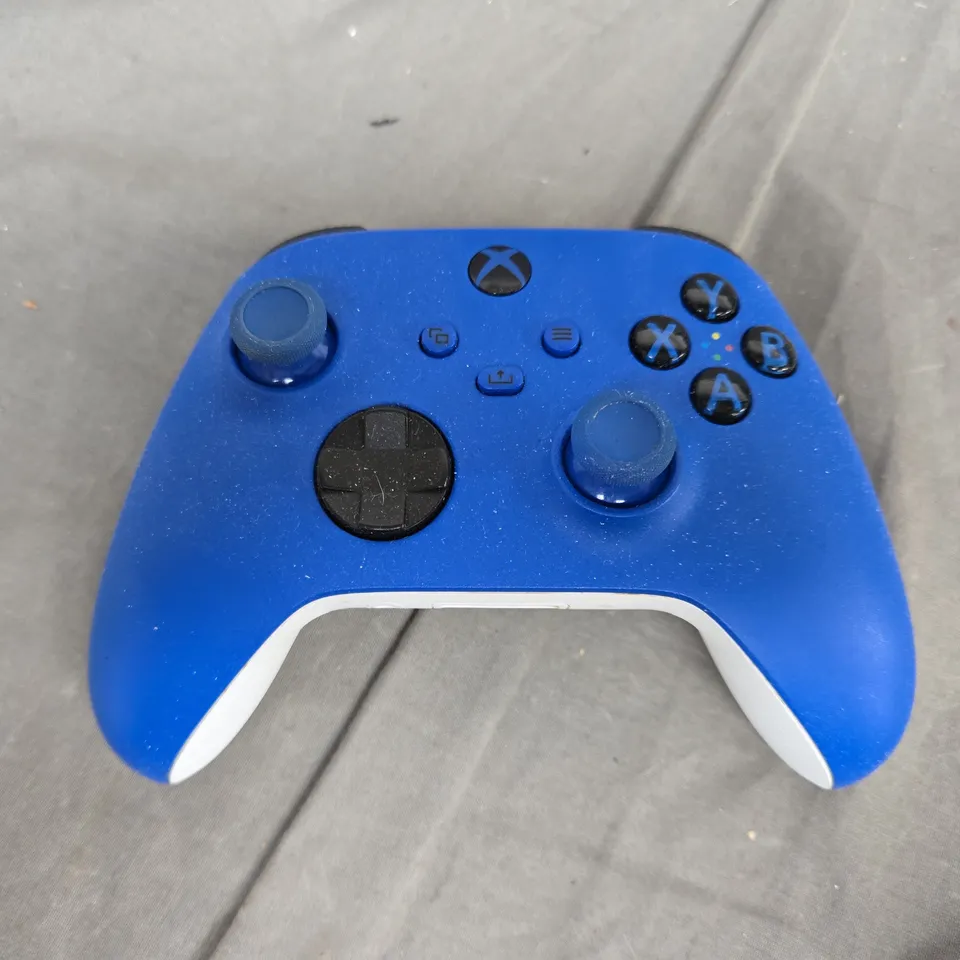 BOXED XBOX SHOCK BLUE CONTROLLER 