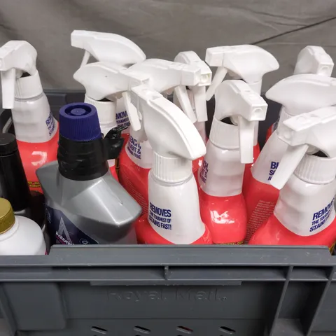 APPROXIMATELY 10 ASSORTED HOUSEHOLD PRODUCTS TO INCLUDE CLEANING SPRAY, CARPET SHAMPOO ETC 