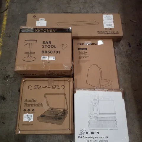 PALLET CONTAINING ASSORTED PRODUCTS INCLUDING BAR STOOL, AUDIO TURNTABLE, PET GROOM VACUUM KIT, TOILET SEAT & FLOATING SHELVES SET