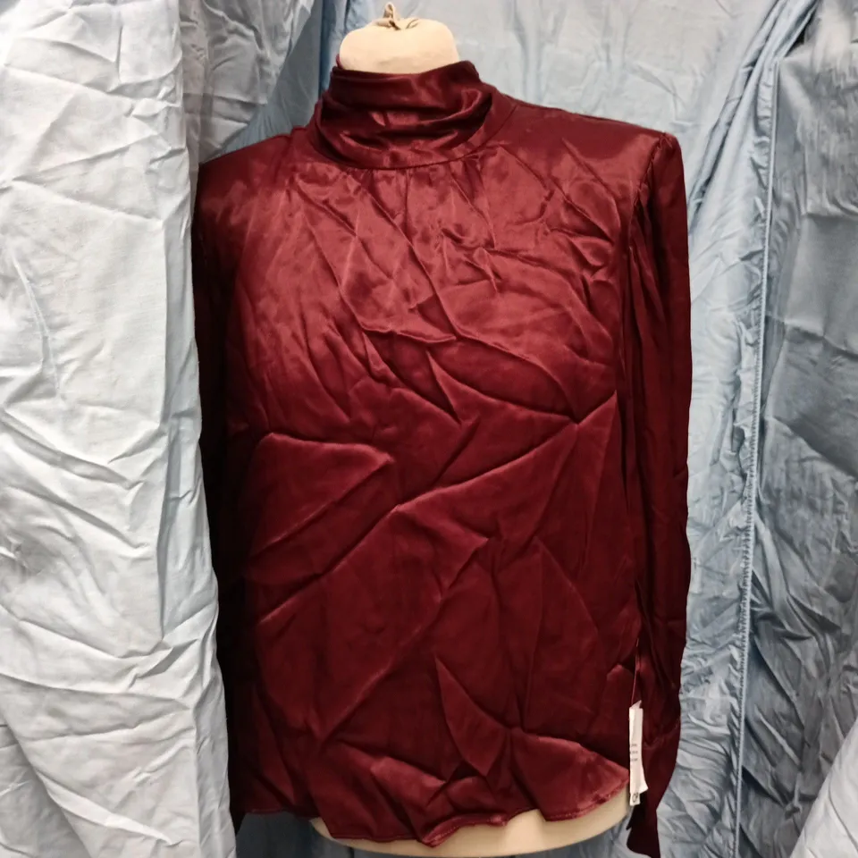 TOPSHOP VELVET TURTLENECK TOP, BURGUNDY – UK 10 (EU 38, US 6)