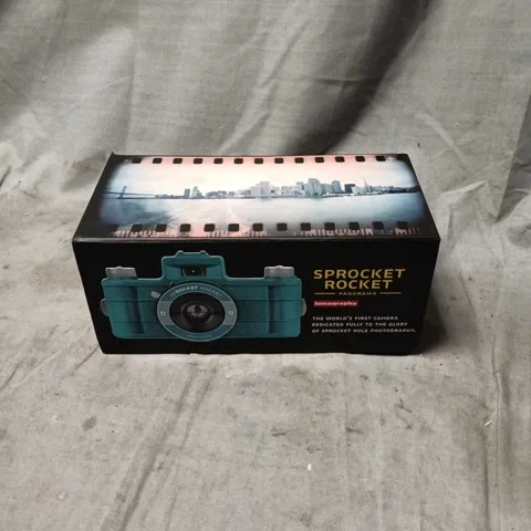 LOMOGRAPHY SPROCKET ROCKET PANORAMA CAMERA – TURQUOISE, BOXED
