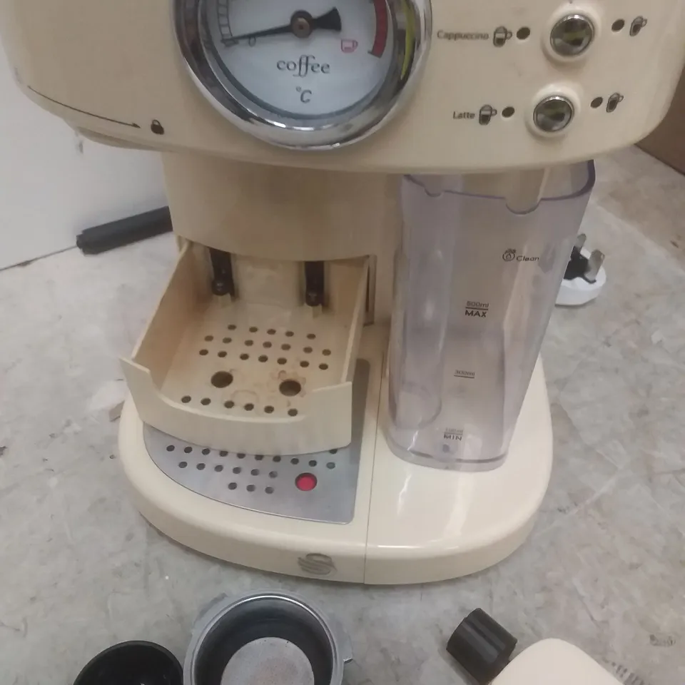 SWAN RETRO CREAM ESPRESSO COFFEE MACHINE 