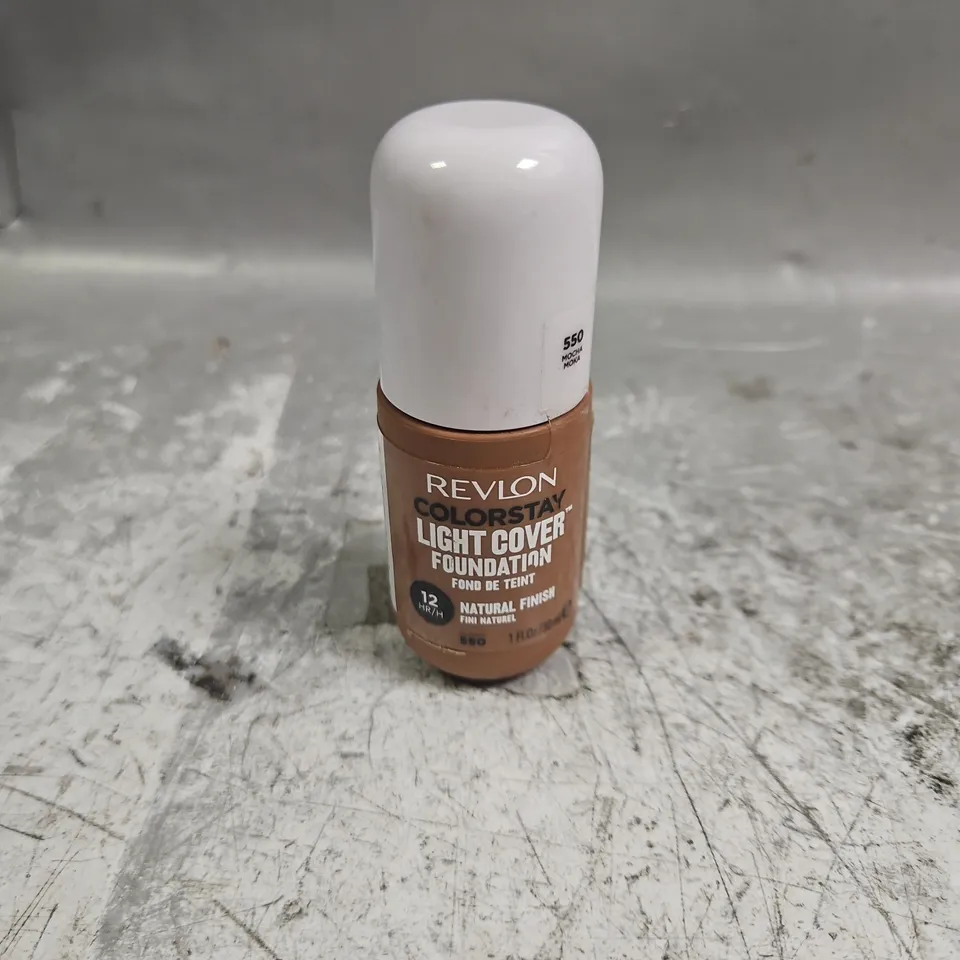 LOT OF APPROXIMATELY 70 REVLON COLOURSTAY LIGHT COVER 30ML FOUNDATIONS - 550 MOCHA