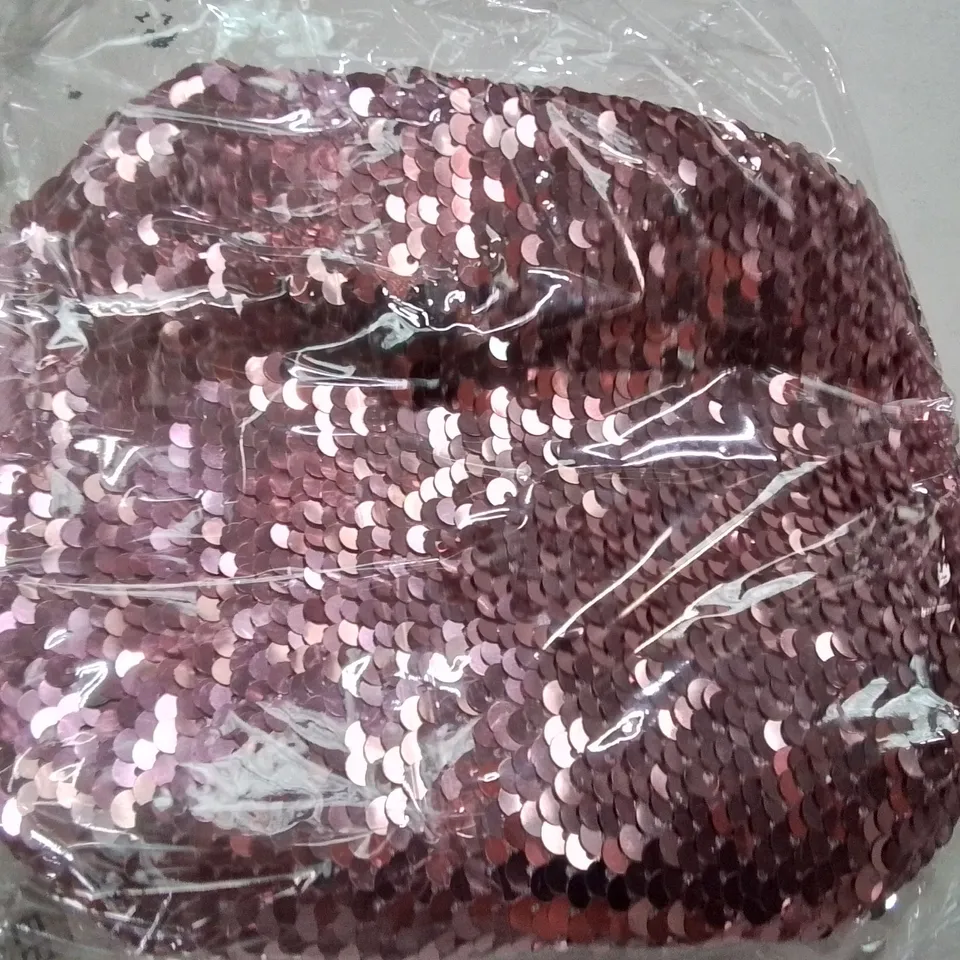 PALLET CONTAINING APPROXIMATELY 400 SEQUIN BAGS