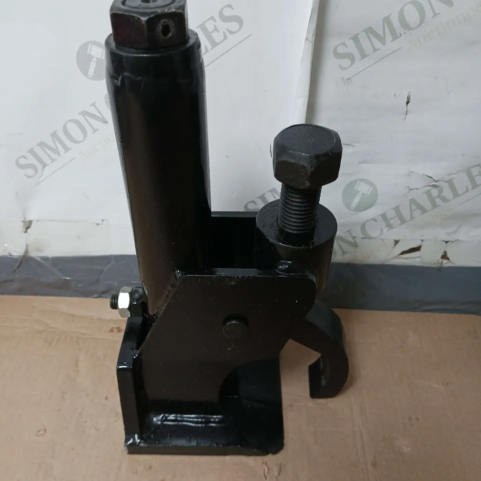 UNBRANDED BIKE WHEEL BEAD BREAKER 