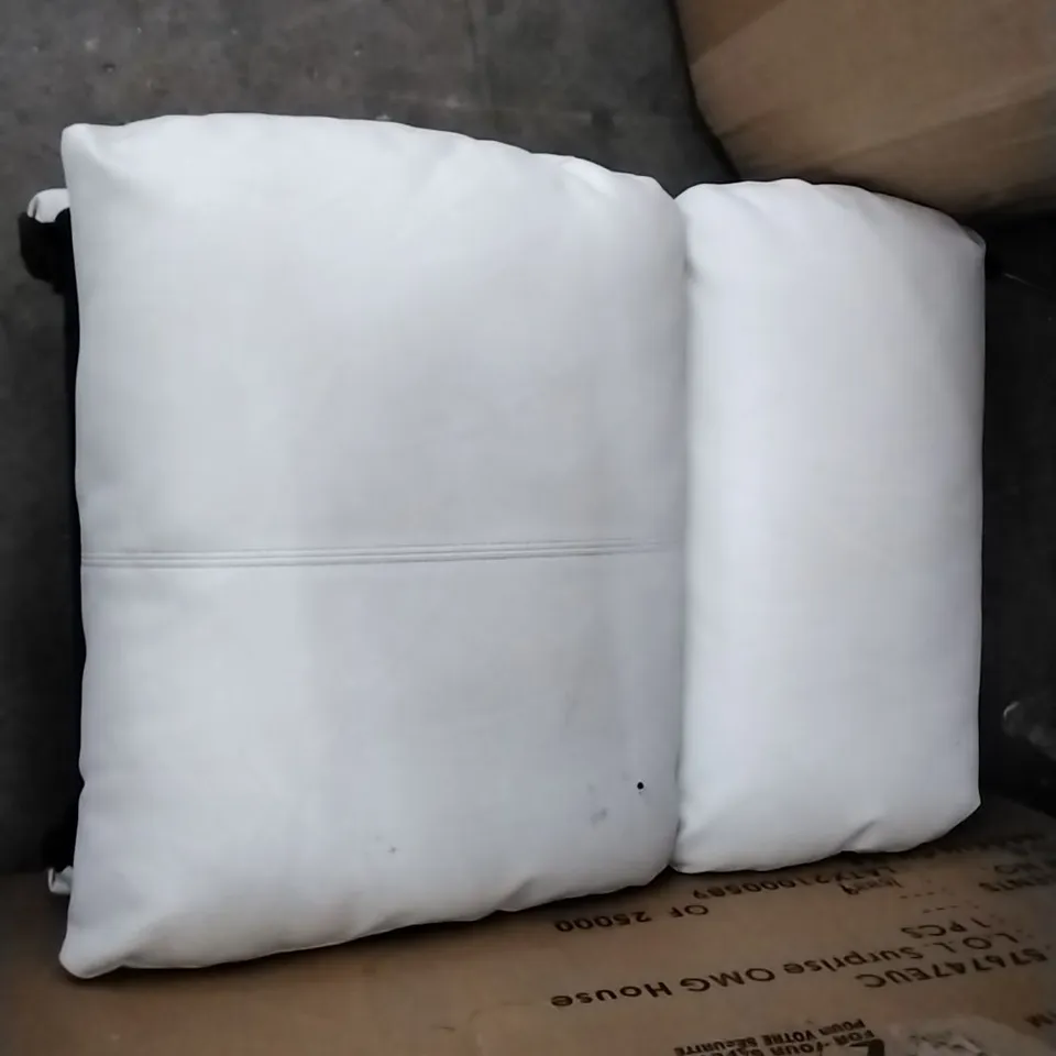 WHITE SOFA CHAIR BACK 