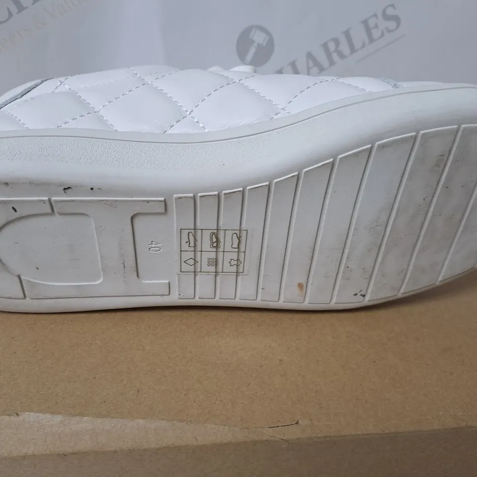 BOXED DUNE LONDON TRAINERS IN WHITE SIZE 6.5 