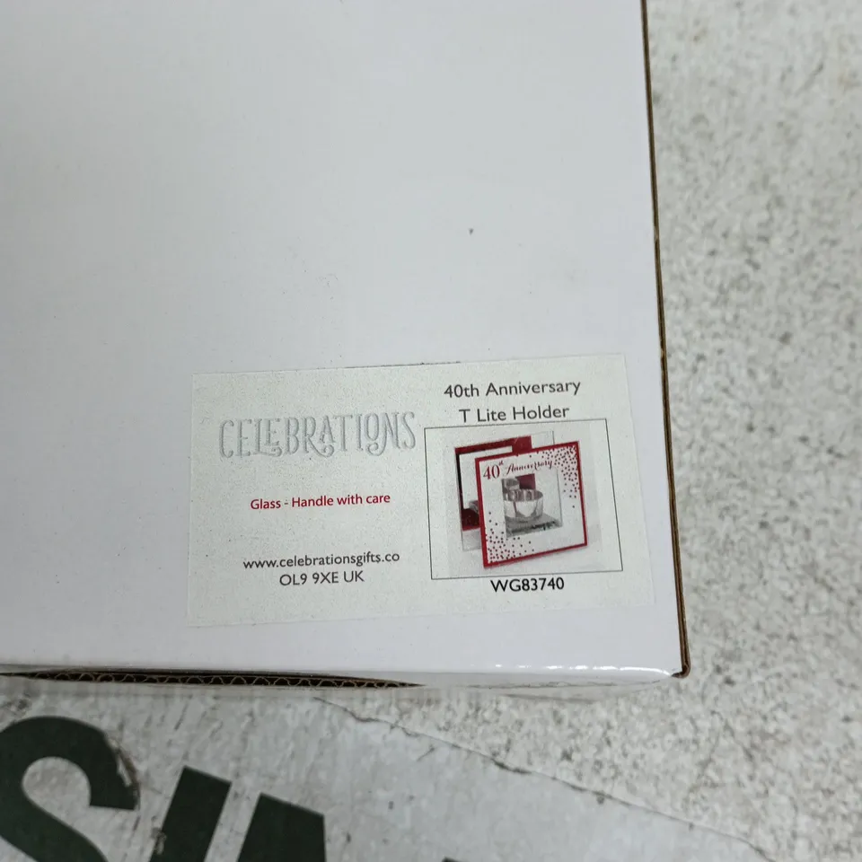 CELEBRATIONS 40TH ANNIVERSARY T-LITE HOLDER – GLASS TEA LIGHT HOLDER, BOXED (WG83740)