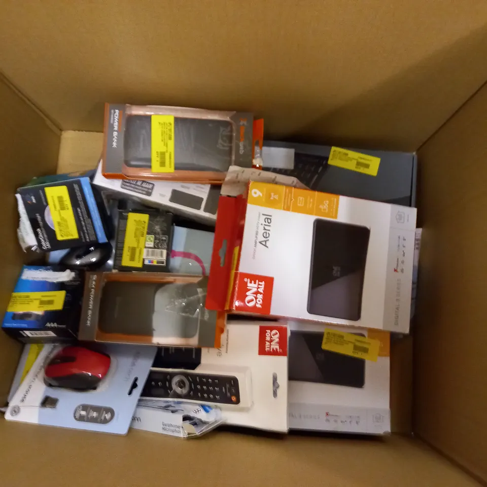 LOT OF APPROX 20 ASSORTED ELECTRICAL ITEMS TO INCLUDE WIRELESS MOUSE, HEADPHONES, BLUETOOTH SPEAKERS ETC