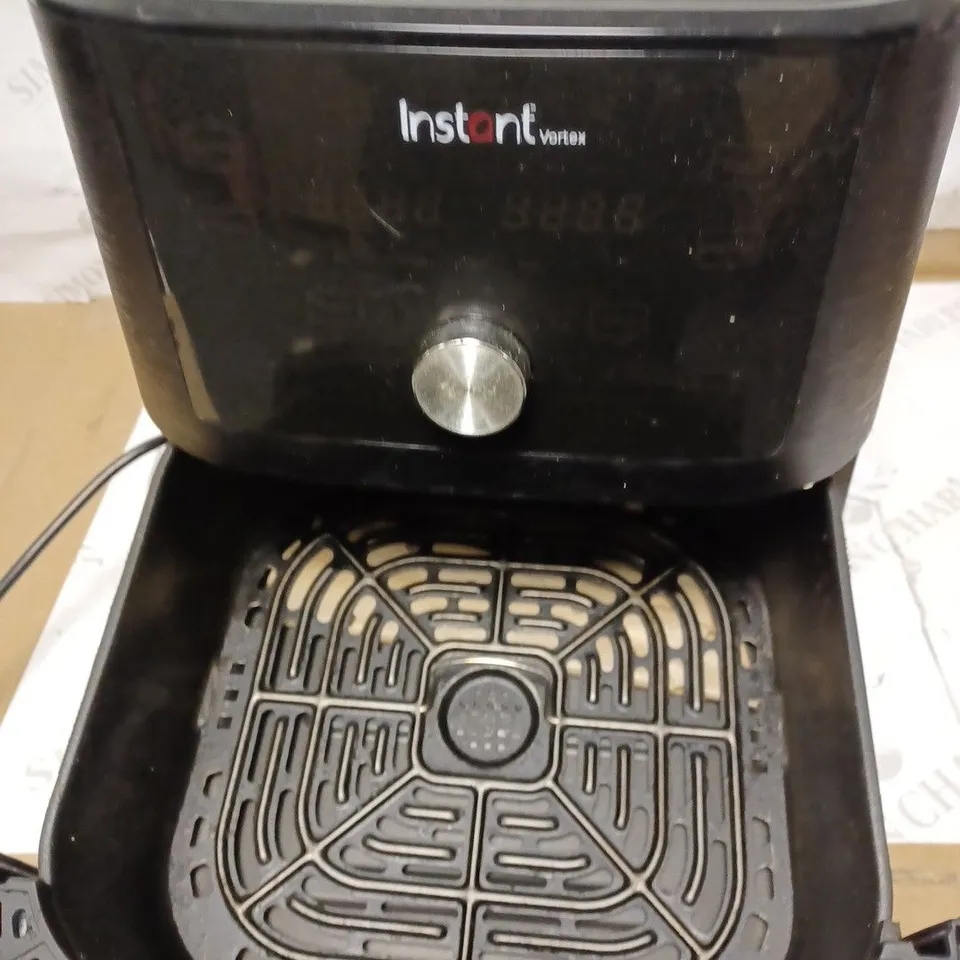 INSTANT POT VORTEX AIR FRYER