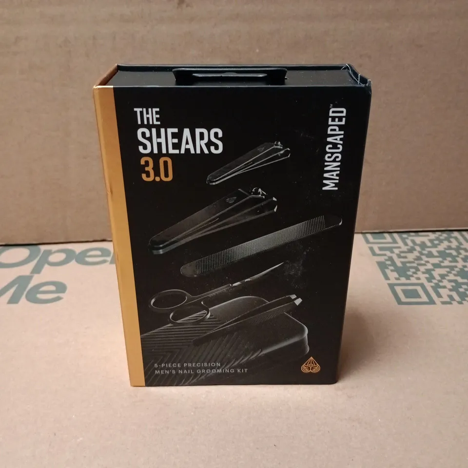 BOXED MANSCAPED THE SHEARS 3.0 5PC PRECISION GROOMING KIT