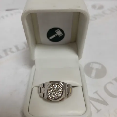 DESIGNER 18CT WHITE GOLD 'ROLEX' STYLE DIAMOND SET GENT'S RING +-0.80CT