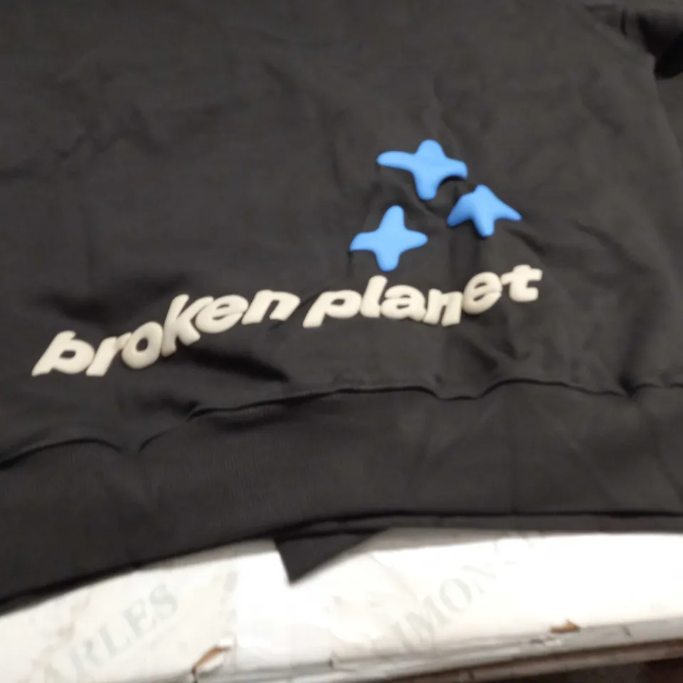 BROKEN PLANET ESCAPE TO THE FUTURE SOOT BLACK HOODIE - L