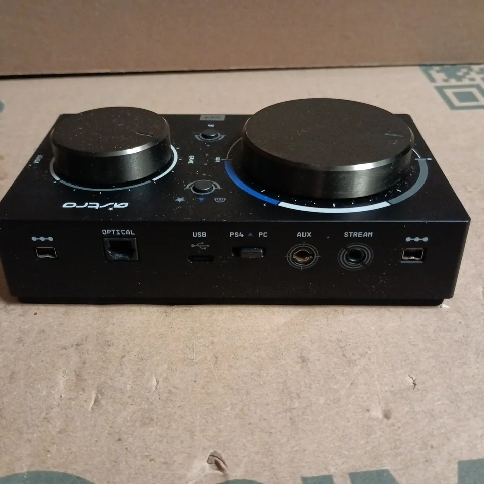 UNBOXED ASTRO MIXAMP  PRO TR