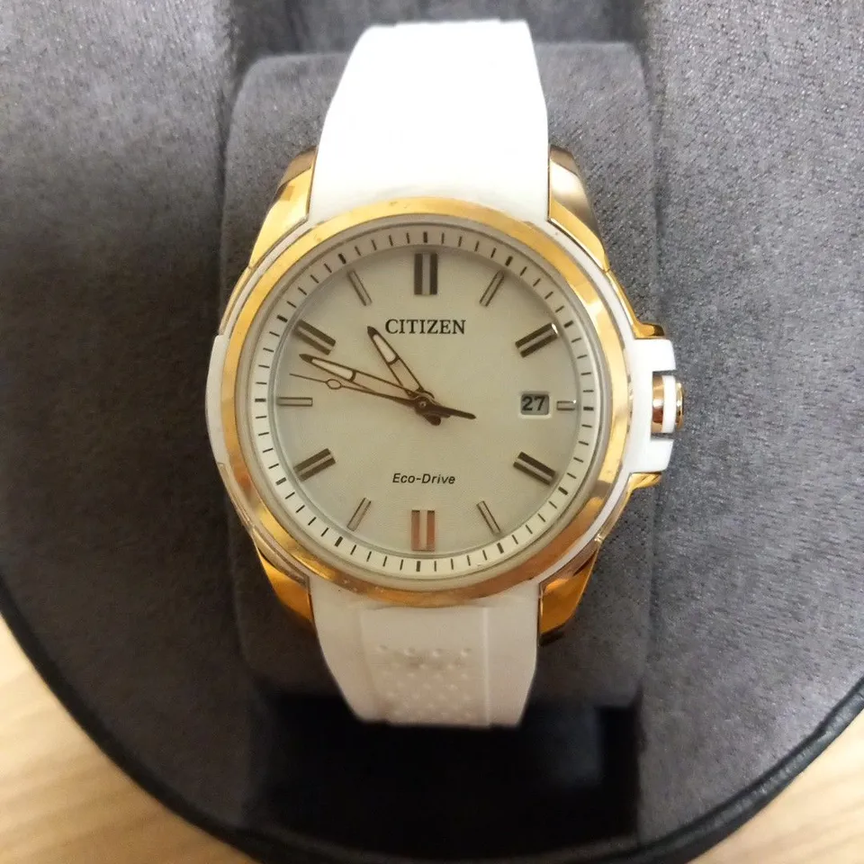 BOXED CITIZEN ECO DRIVE WRIST WATCH