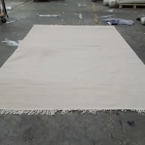 QUALITY DESIGNER AREA RUG APPROXIMATELY 290X200CM