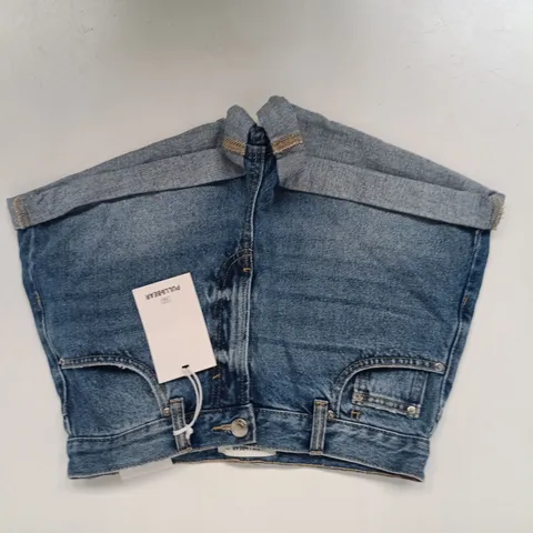 PULL & BEAR HIGH RISE DENIM SHORTS IN BLUE SIZE UK 8