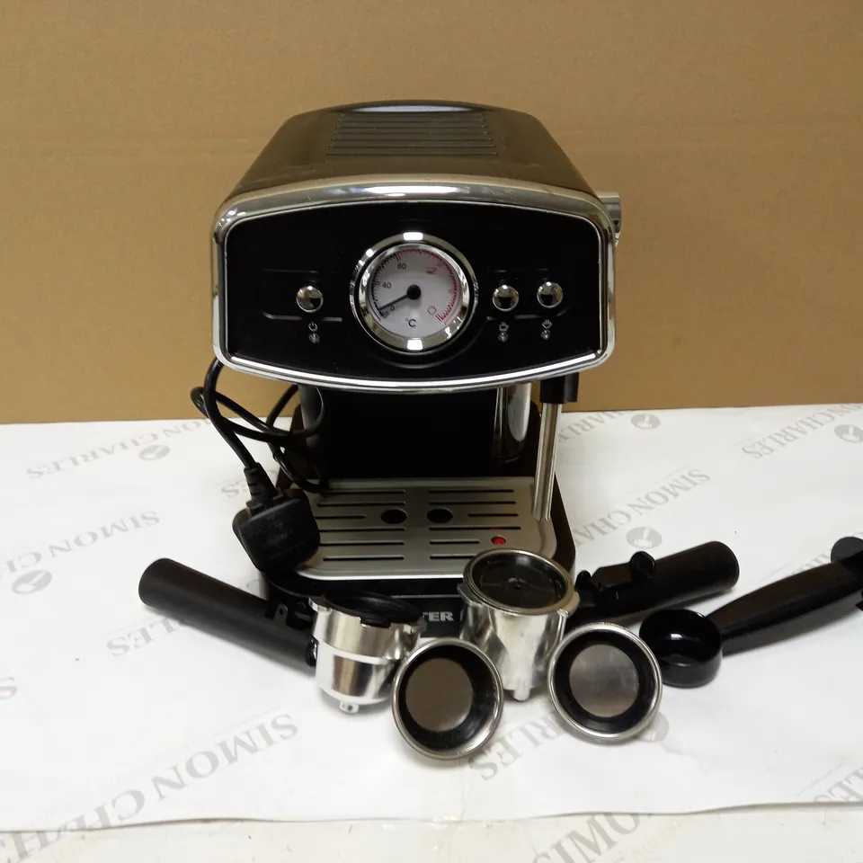 SALTER® EK4620 3 IN 1 BARISTA DELUXE COFFEE MACHINE