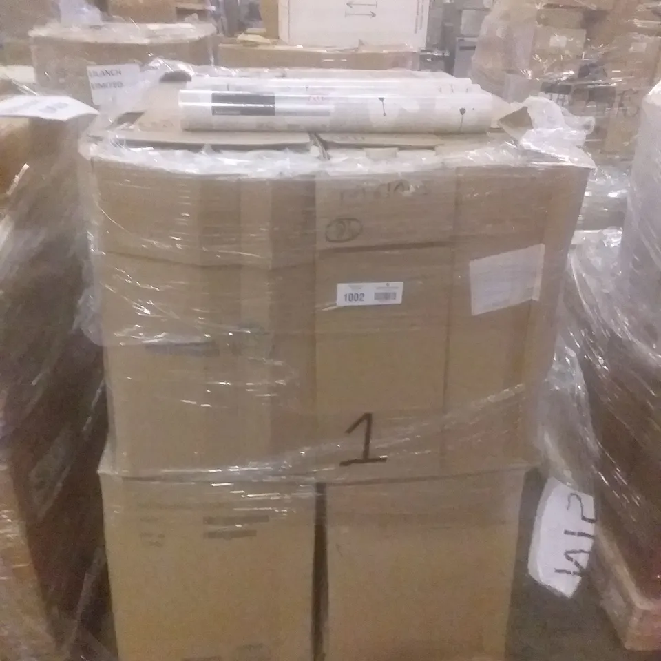 PALLET OF ASSORTED WALLPAPER 